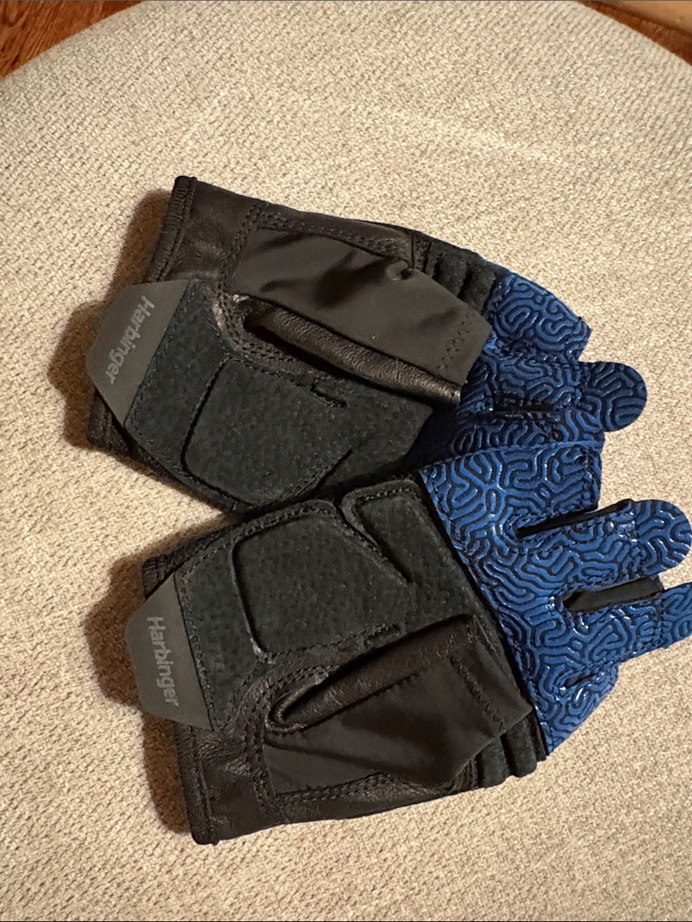 Harbinger NEW Men's Blue Weightlifting Wrist Wrap Gloves - Picture 4 of 5